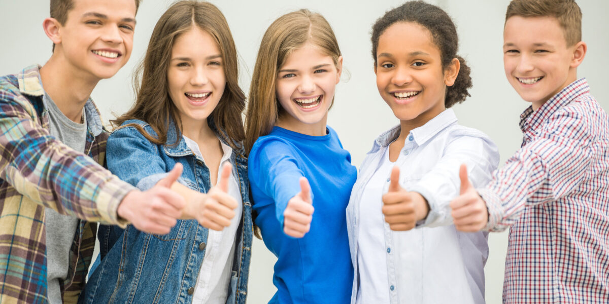 Schülerjobs ab 15 Jahre: So findest du den perfekten Job