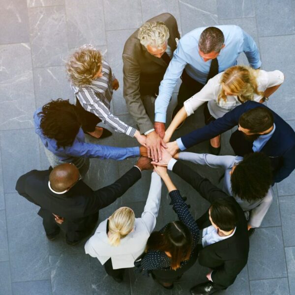 Gemeinsam stärker: Wie Teamevents und Teambuilding die Unternehmenskultur beleben