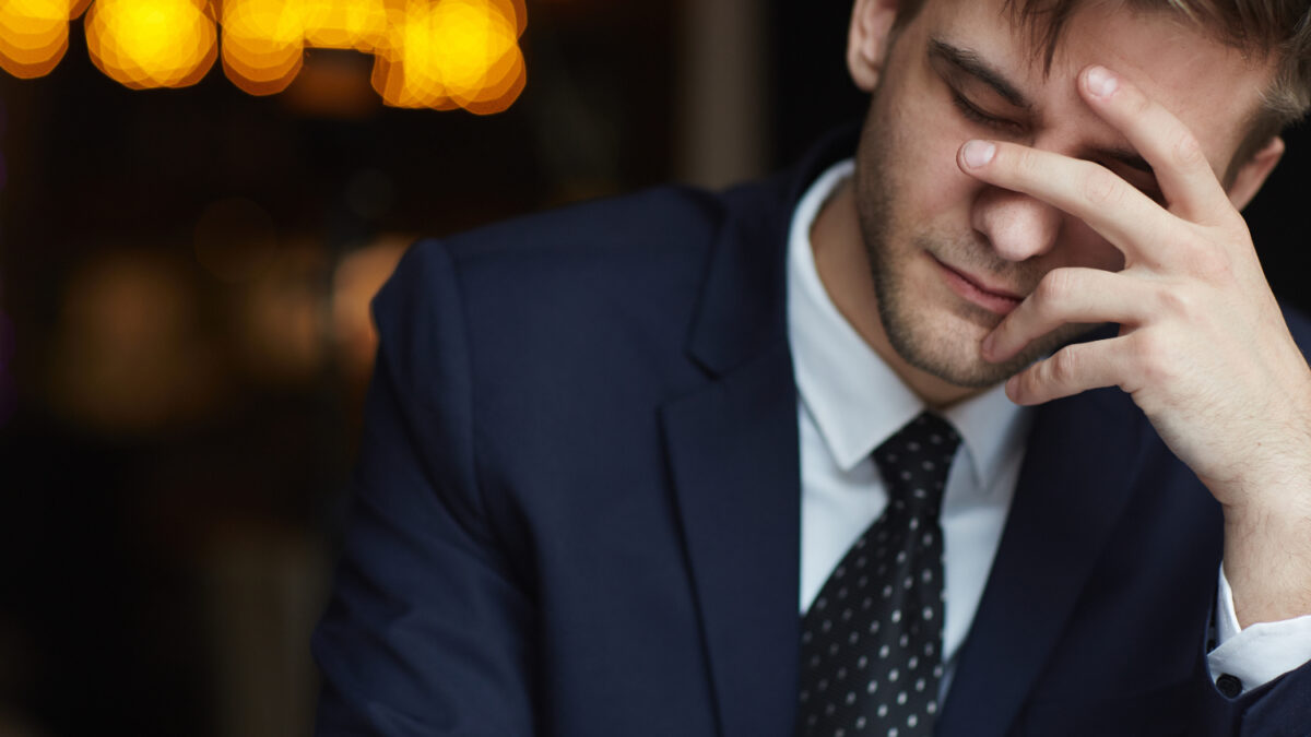 Arbeitsmarkt 2025: Warum die Arbeitslosigkeit trotz Fachkräftemangels wieder auf dem Vormarsch ist