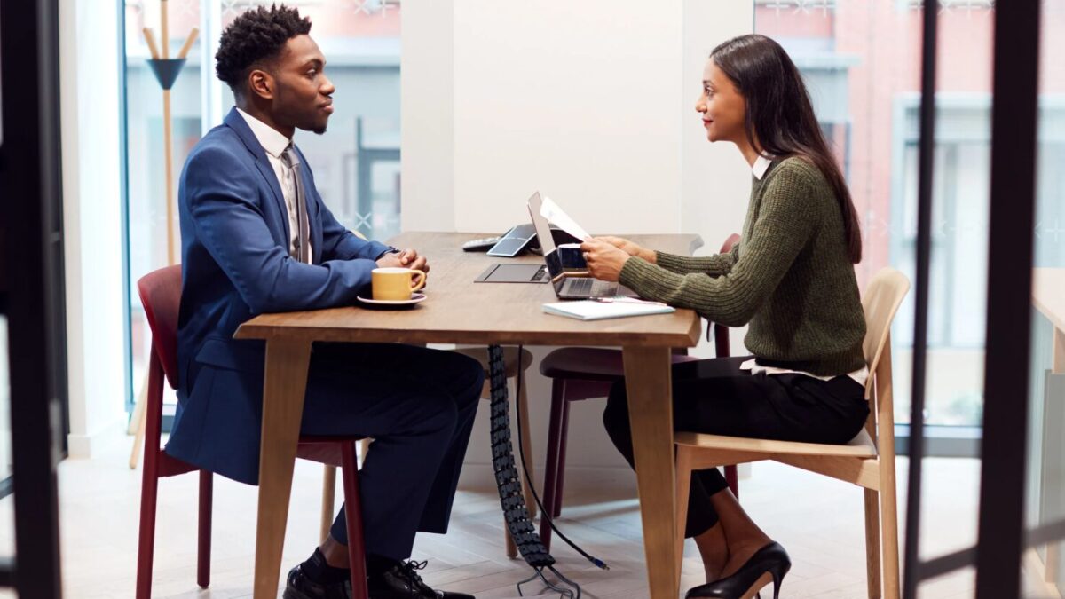 Verschiedene Arten von Mitarbeitergesprächen und ihre Bedeutung für den Erfolg