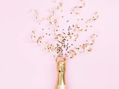 Gratulation wegen Firmenjubiläum und Glückwünsche für den Chef: So gelingt die perfekte Botschaft