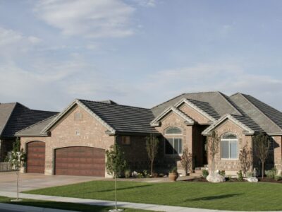 Zwischen Traum und Zins: Wie junge Berufstätige heute über Wohneigentum nachdenken