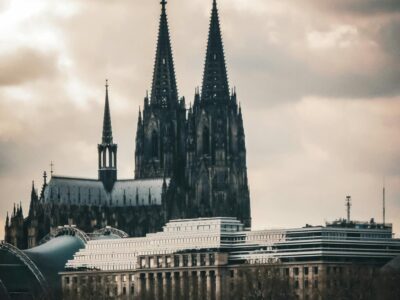 Wie viele Feiertage hat NRW Die gesetzlichen Feiertage in Nordrhein-Westfalen