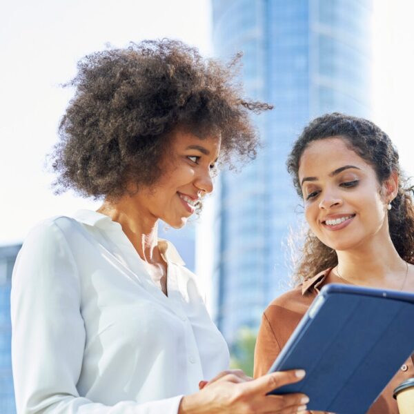 Was passiert mit Minusstunden am Jahresende Deine Rechte im Überblick