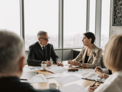 Arbeitsrechtliche Fallen für Konzernbetriebsräte