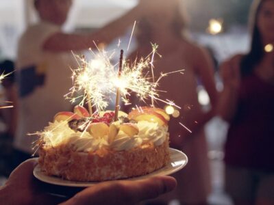 Darf ich auf einen Geburtstag wenn ich krankgeschrieben bin