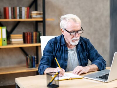 Muss man kündigen wenn man in Rente geht Regeln zu Renteneintritt und Kündigung