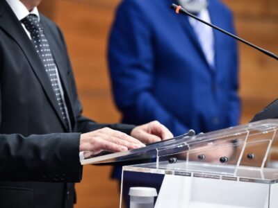 Wie viel verdient der Bundeskanzler?